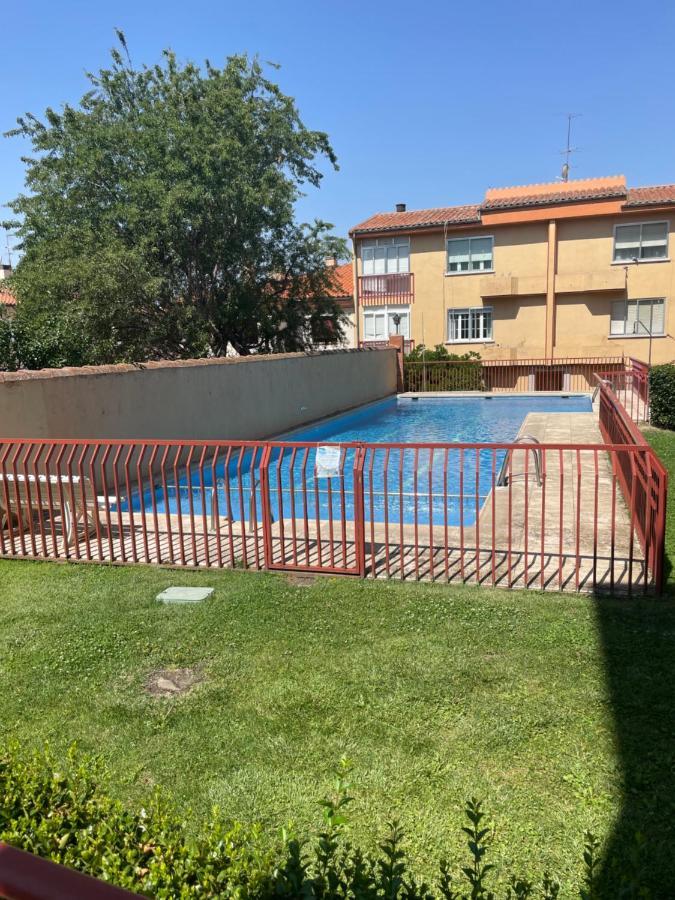 Apartamento Turístico Avila VUT-AV00702 Bagian luar foto